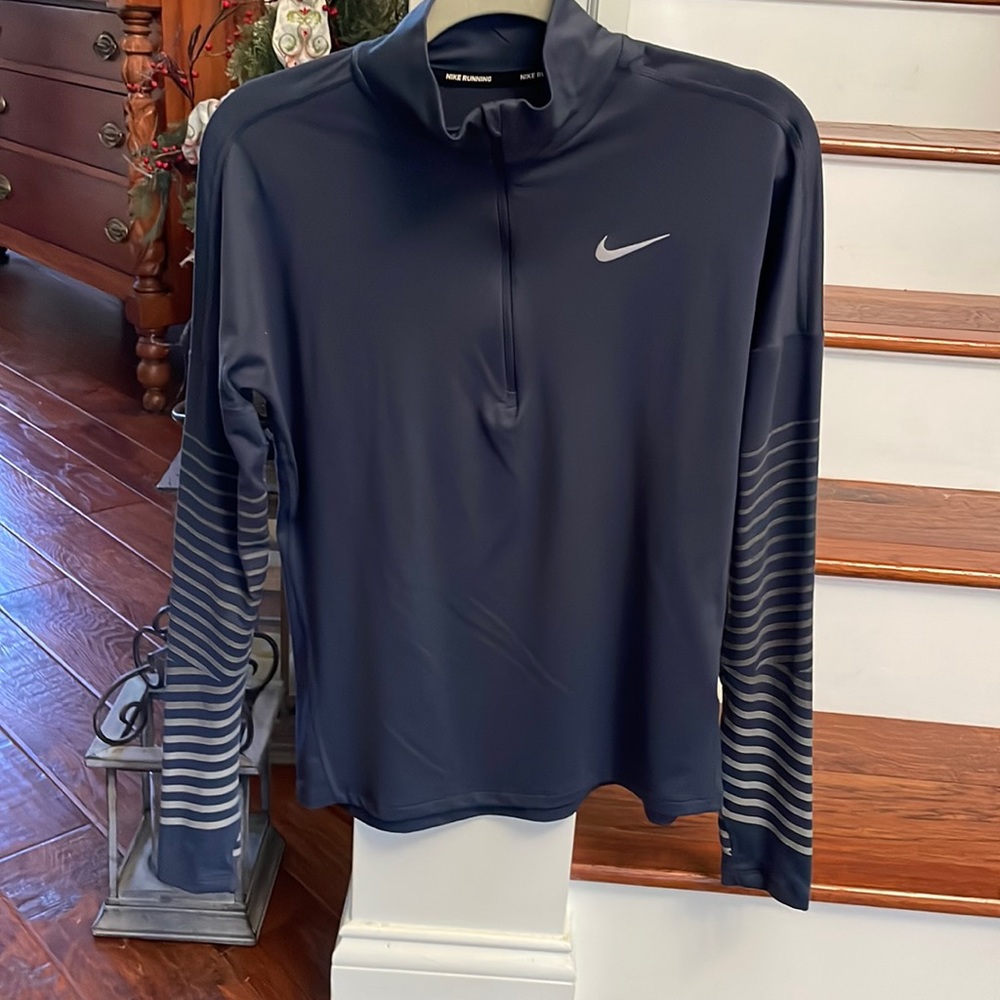 Nike Running Long sleeve 1/4 zip top